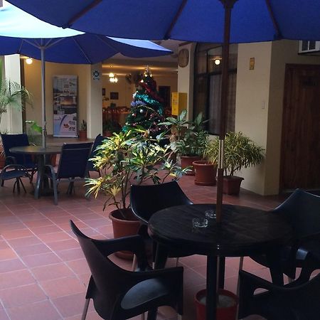 Hotel Red Booby بويرتو أيورا المظهر الخارجي الصورة