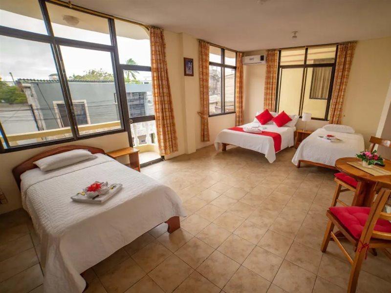 Hotel Red Booby بويرتو أيورا المظهر الخارجي الصورة
