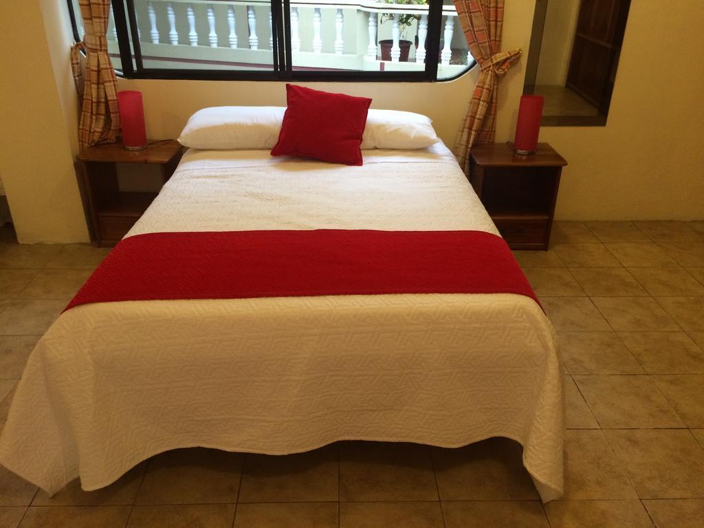 Hotel Red Booby بويرتو أيورا المظهر الخارجي الصورة