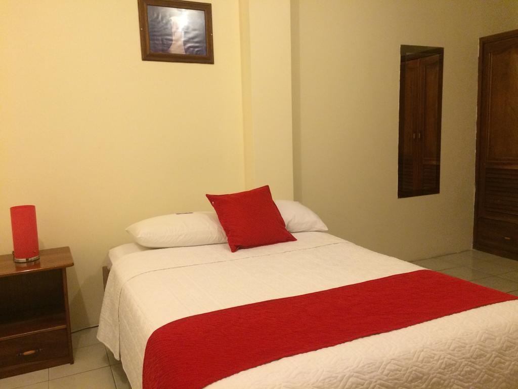 Hotel Red Booby بويرتو أيورا الغرفة الصورة