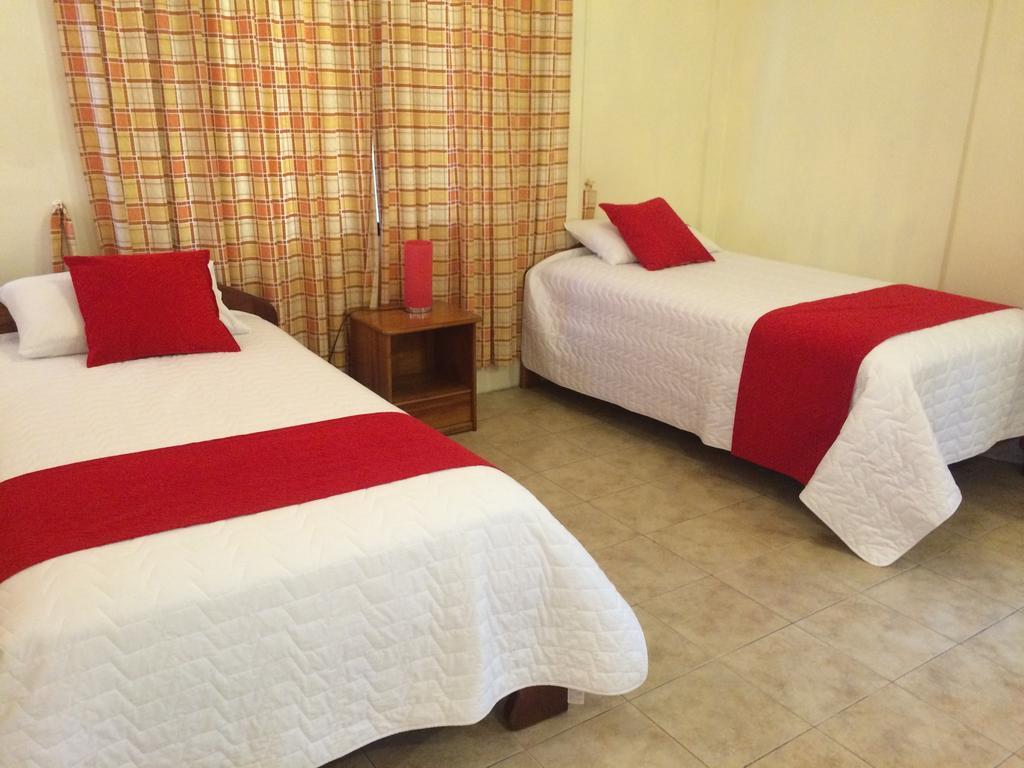 Hotel Red Booby بويرتو أيورا الغرفة الصورة